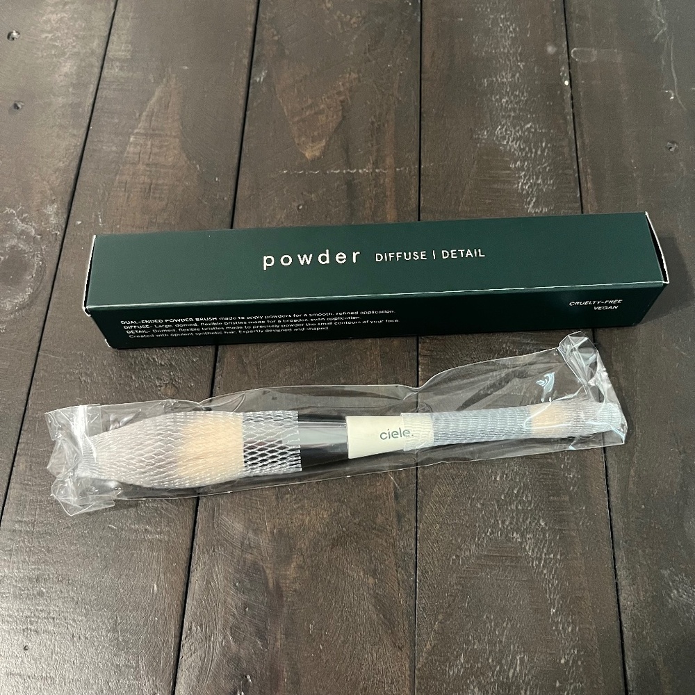 Ciele Cosmetics Dual Ended Powder Brush